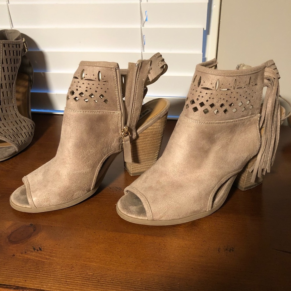 Not rated taupe wedges